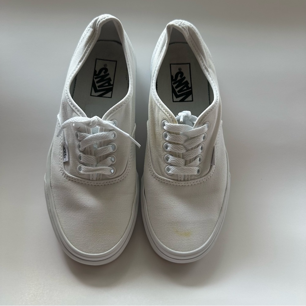 Vans White Sneakers Women size 8.5 Men 7